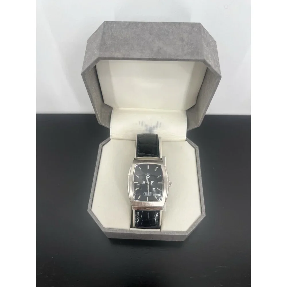 Safilo Watch‎ Vintage *Needs a new Battery* *Doesn't Run* Untested